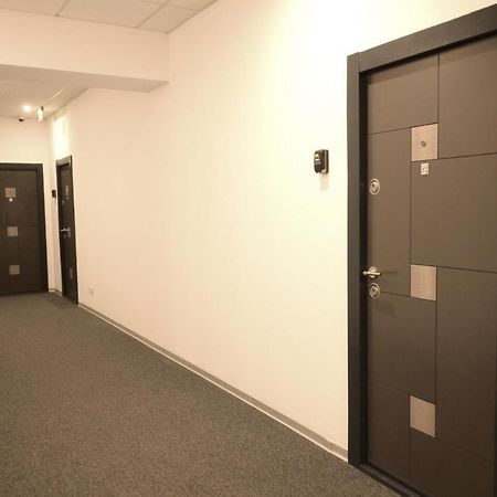 Luana Airport Apartments #8 Отопени Екстериор снимка